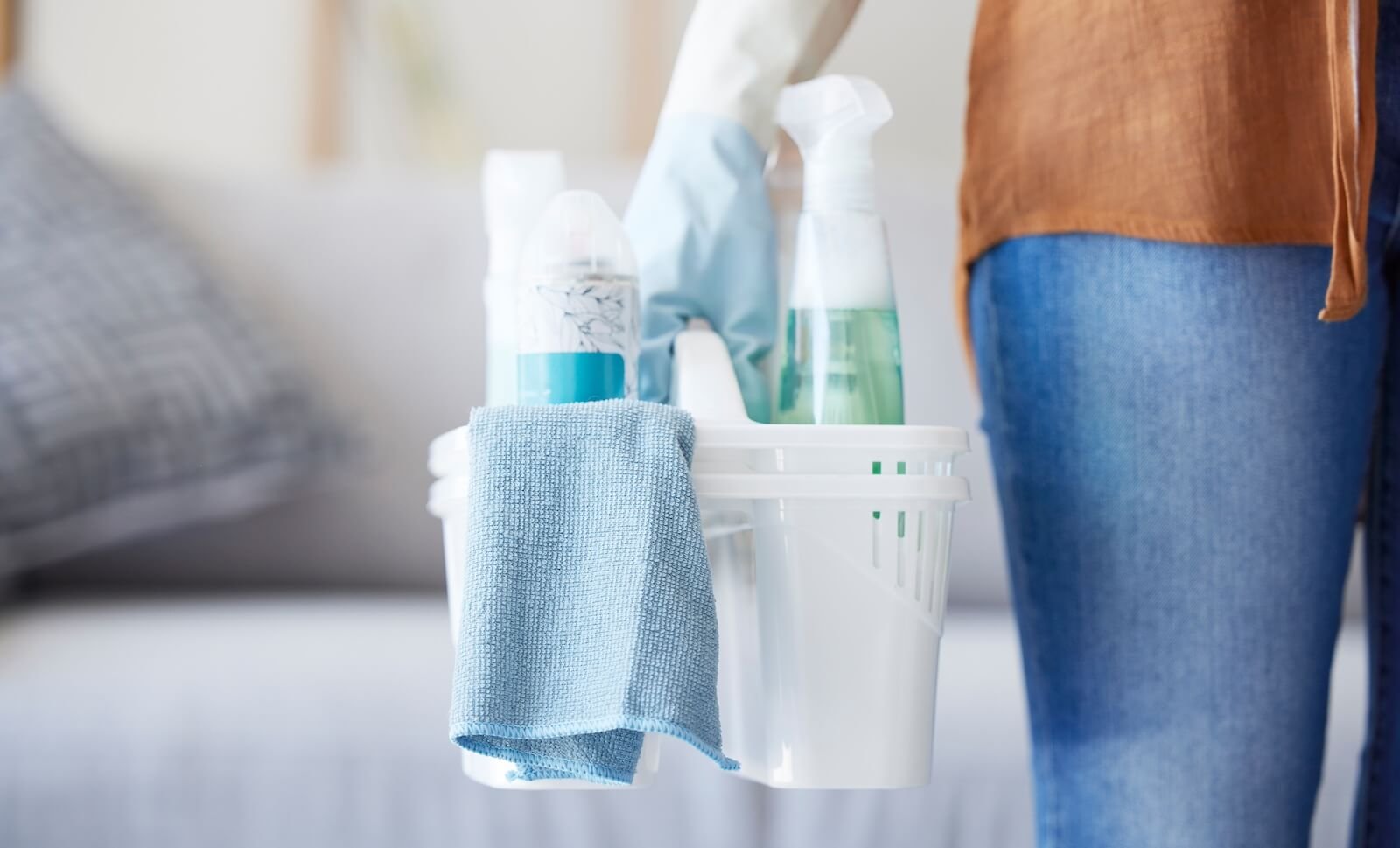 5 Surprising Benefits of Hiring a Housekeeper